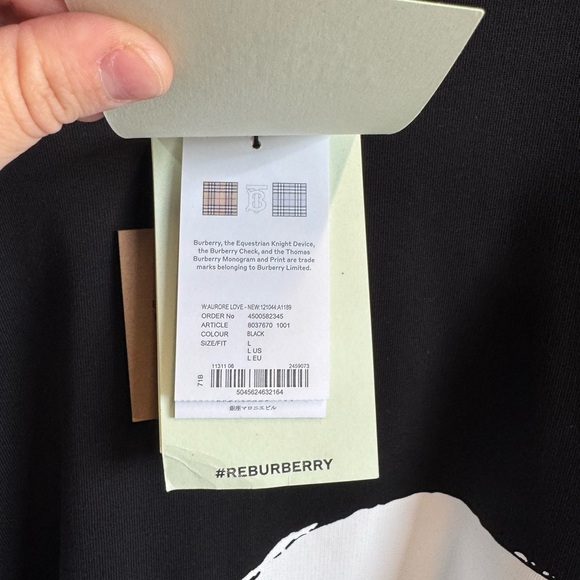 Burberry Black and White Graphic hoodie - Picture 10 of 13